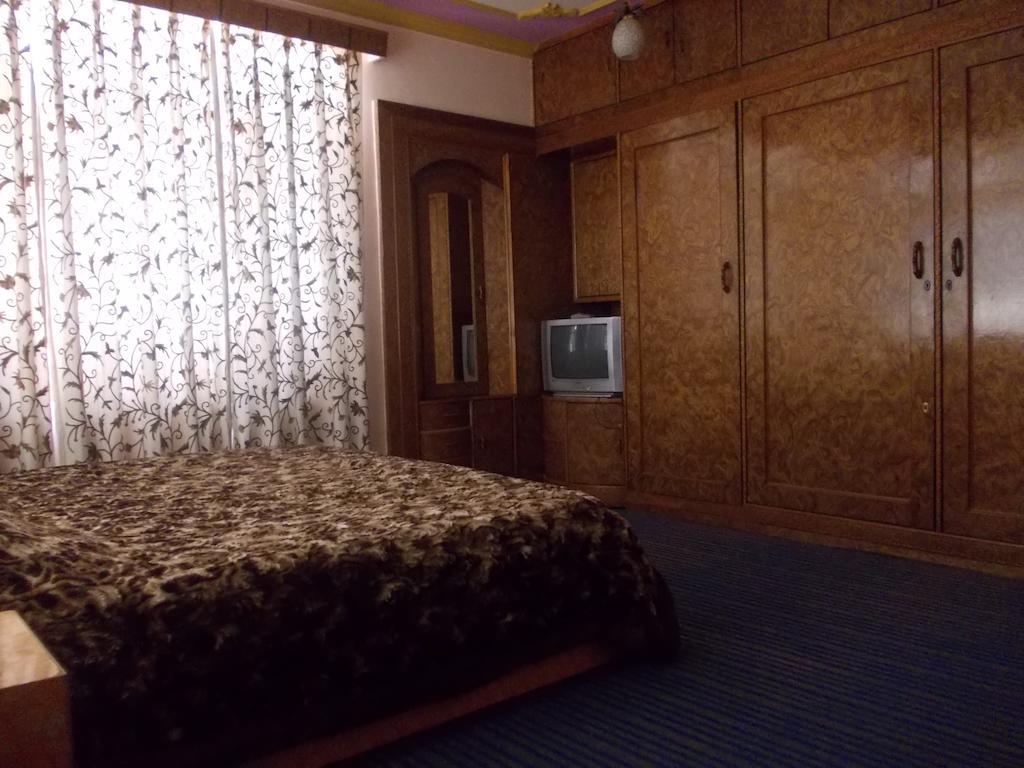 Hotel Grand City Srīnagar Chambre photo
