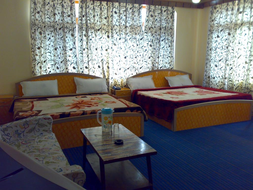 Hotel Grand City Srīnagar Extérieur photo